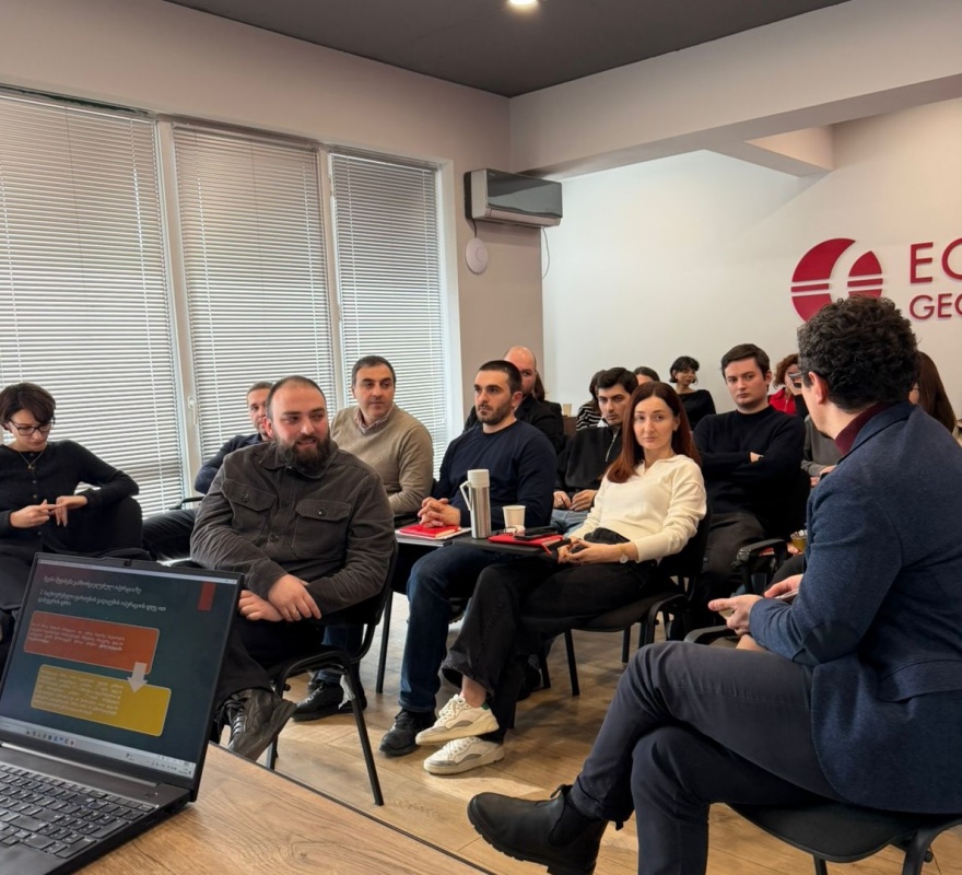 ცოდნის გაზიარება და პროფესიული ზრდა: შიდა შეხვედრები საგადასახადო დეპარტამენტში