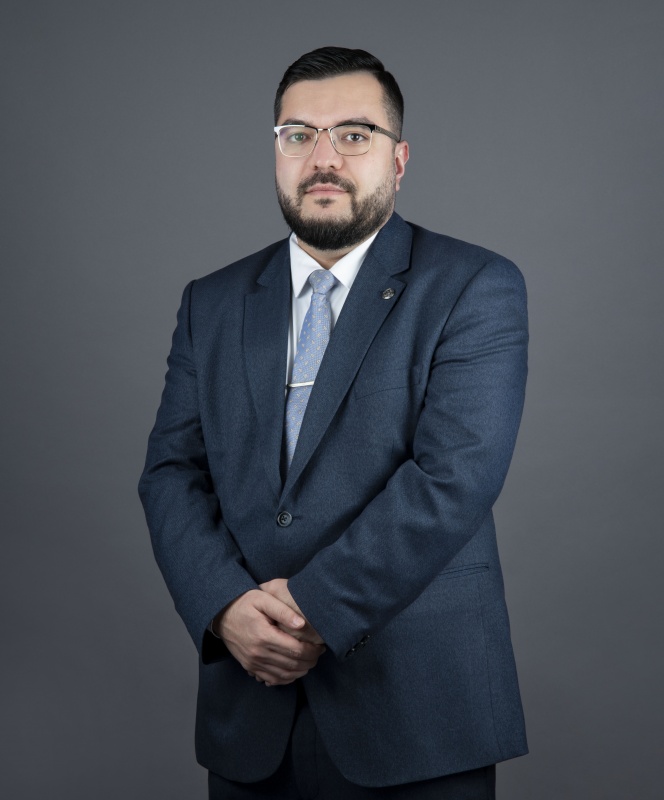 რატი აბუაშვილი